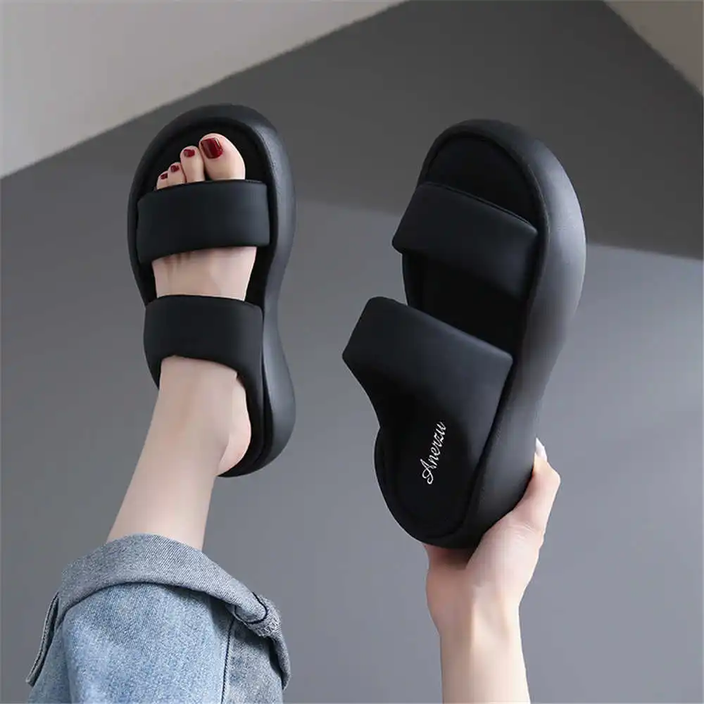 Size 39 Strips Summer Shoes Sa - Aquatic Sports Uk review and price